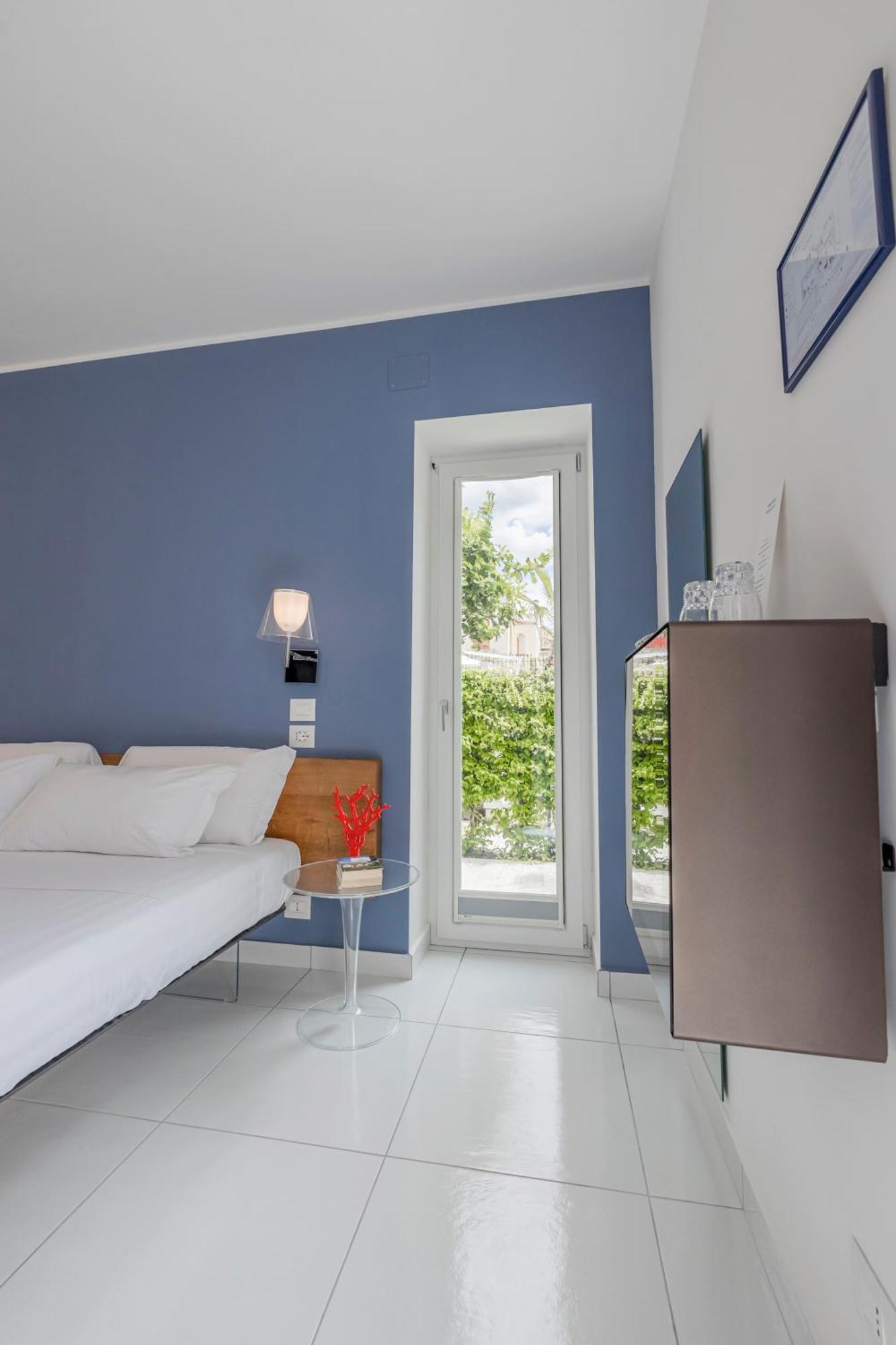 Aquamaris Design Suite & Spa Paestum Luaran gambar