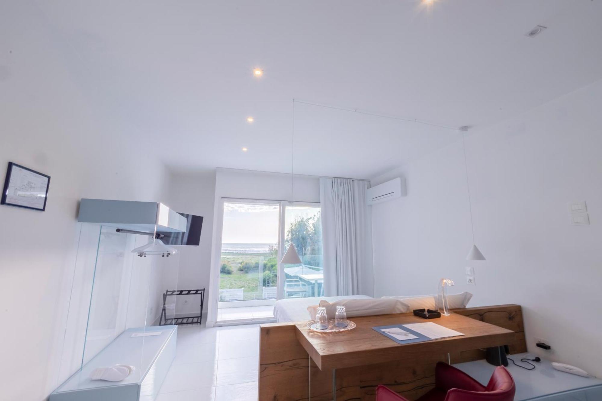 Aquamaris Design Suite & Spa Paestum Luaran gambar